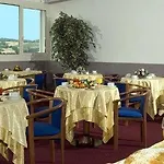 Hotel Sailing Center