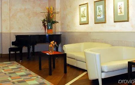 Hotel Sailing Center 4*