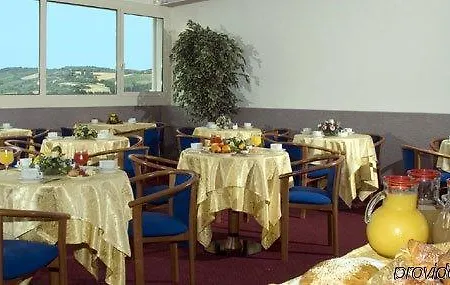 Szálloda Sailing Center