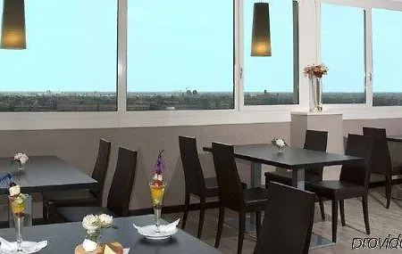 Sailing Center Malcesine