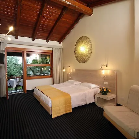 Sailing Center Malcesine