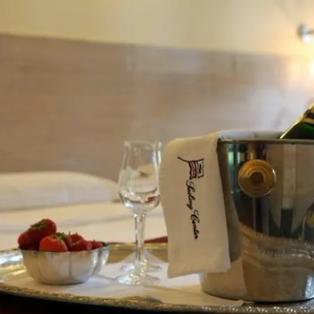 Sailing Center Szálloda 4*