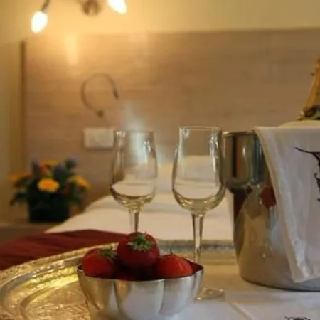 Sailing Center Hotel