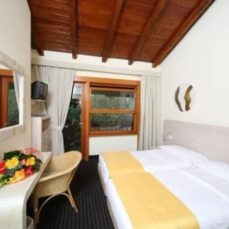 Sailing Center 4* Malcesine