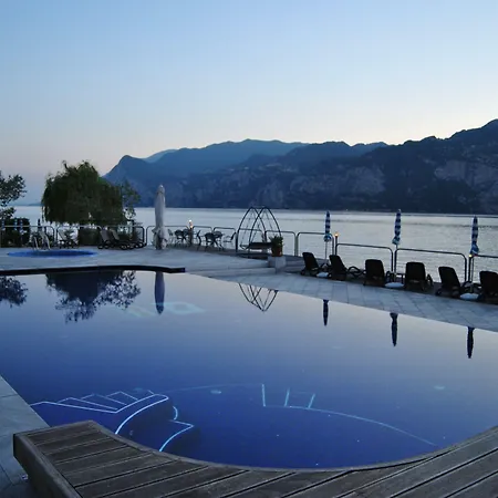 Sailing Center Szálloda Malcesine