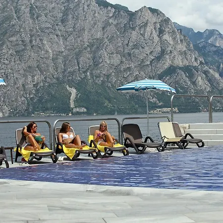 Hotel Sailing Center