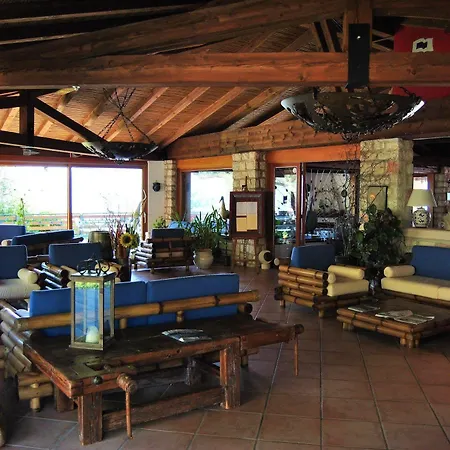 Sailing Center Hotel