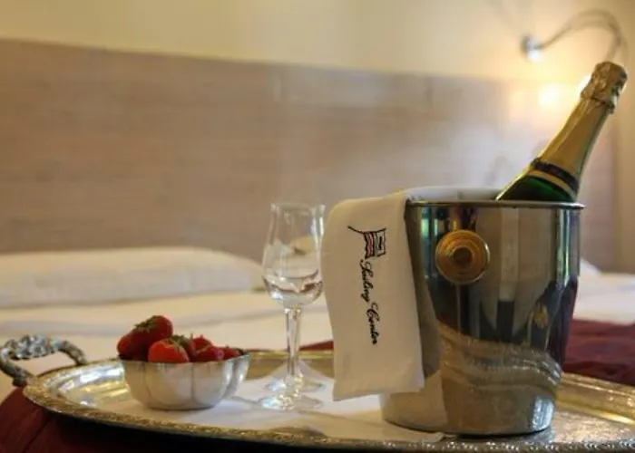 Sailing Center Hotel 4*