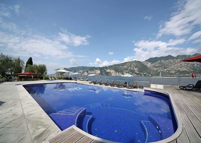 Hotel Sailing Center 4*