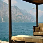 Sailing Center 4*