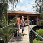 Sailing Center Hotel