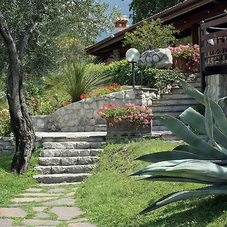 Sailing Center 4* Μαλτσεζίνε