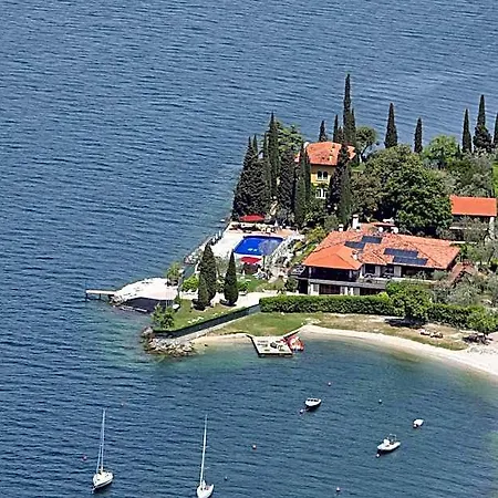 Sailing Center