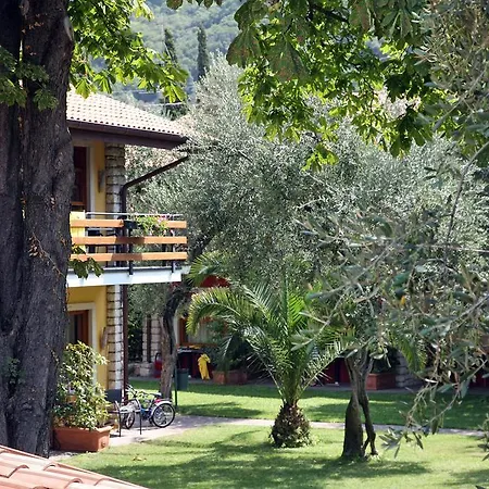 Hotel Sailing Center 4*