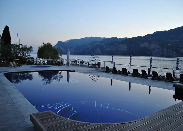 Sailing Center Hotel Malcesine
