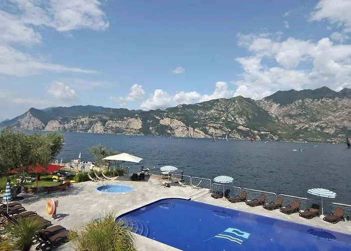 Sailing Center Hotel Malcesine