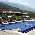 Hotell Sailing Center 4*