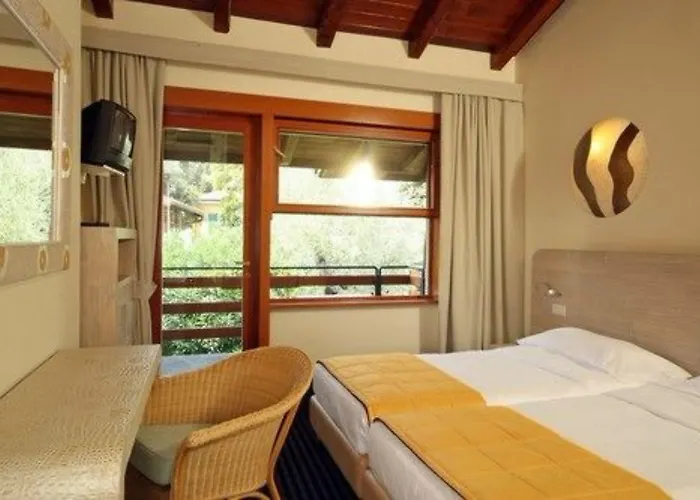 Hotel Sailing Center 4*