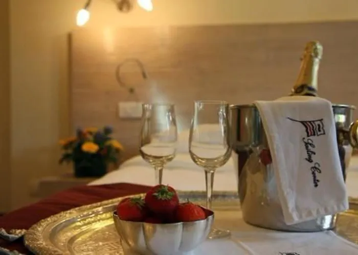 Sailing Center Hotel